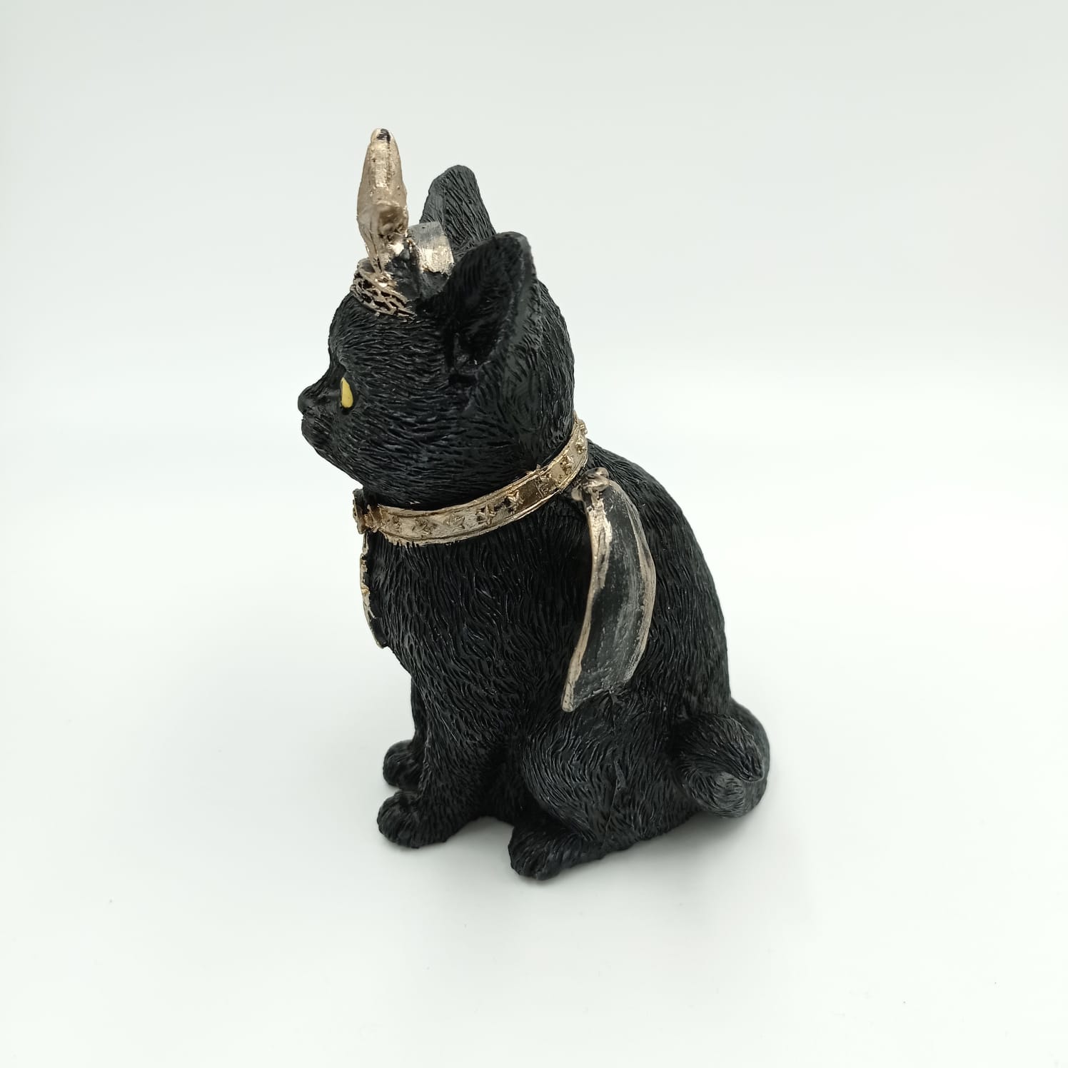 FIGURA DE RESINA GATO WICCA CON ALAS - Imagen 2
