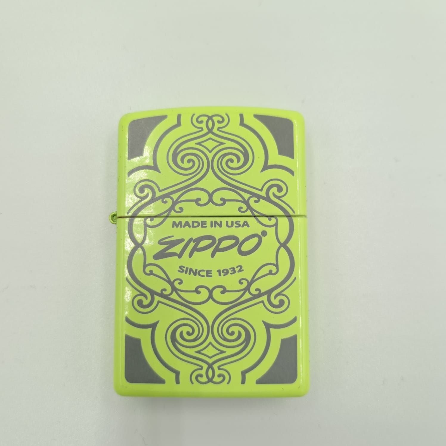 ZIPPO SERIE FLUOR AMARILLO
